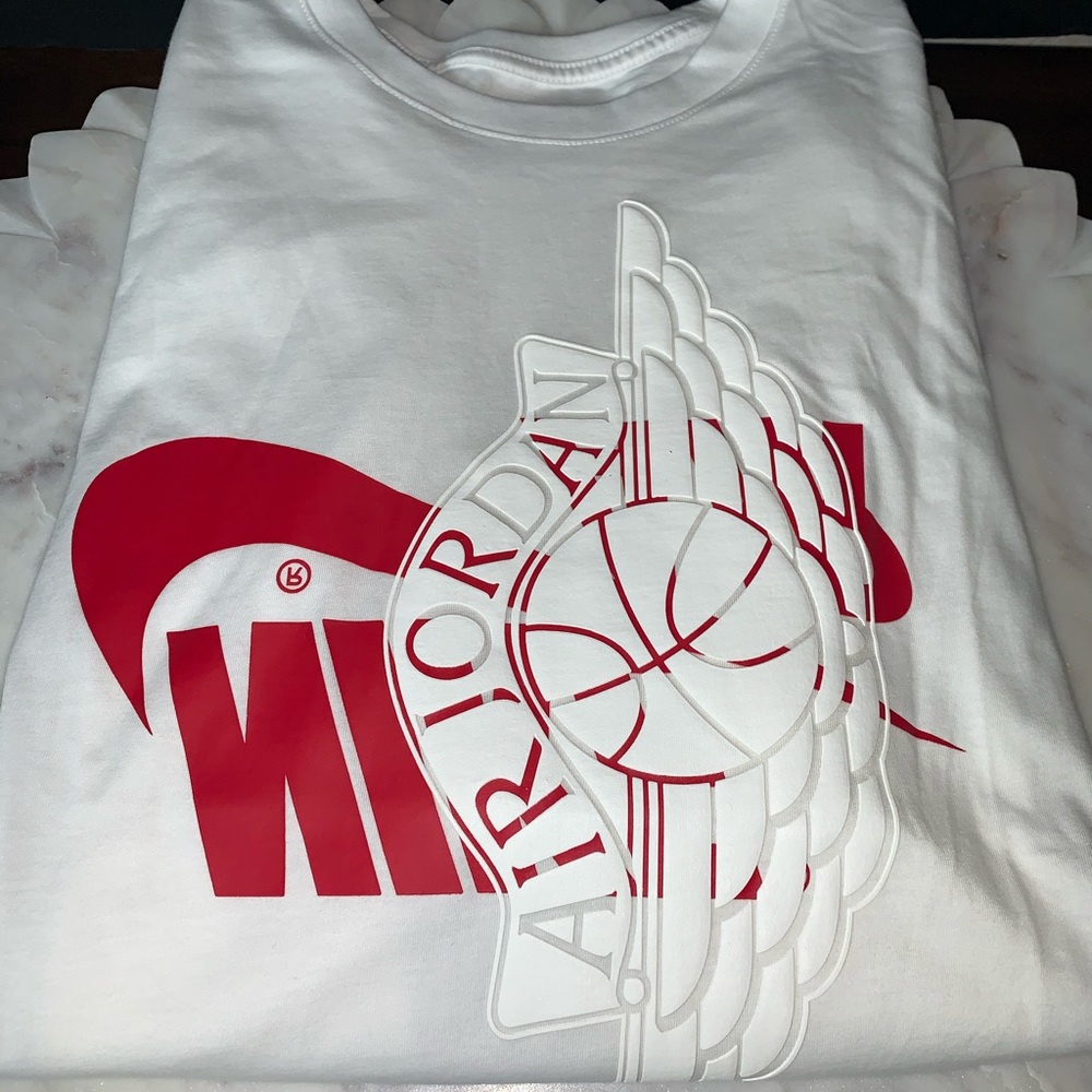 Nine Jordan T Shirt XL